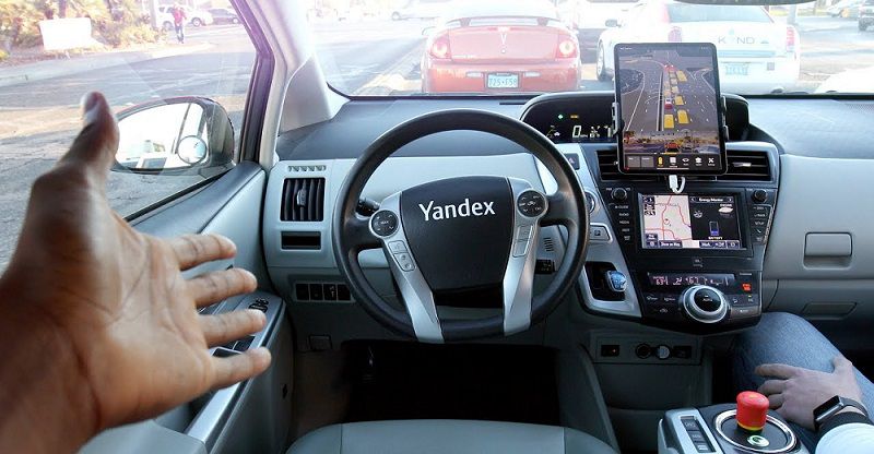 Работать водителем в Яндекс Такси